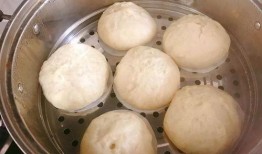 娱乐吃瓜酱馒头视频,揭秘网红美食背后的故事